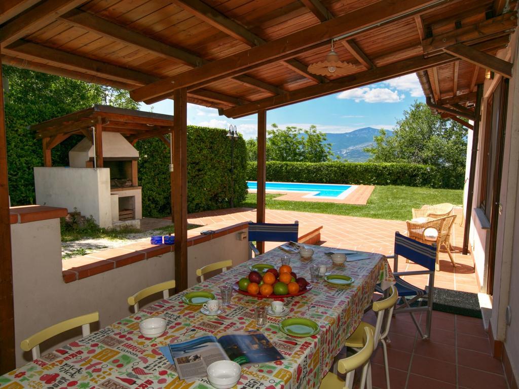 Belvilla By Oyo Villa Insieme San Valentino in Abruzzo Citeriore Cameră foto